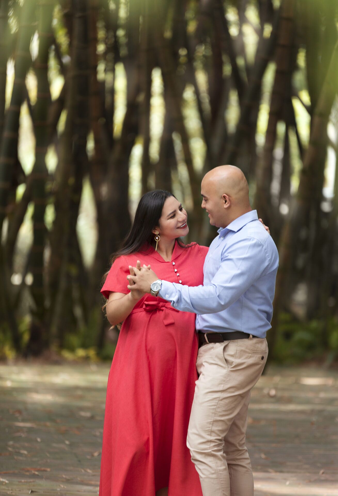 sesion de foto de maternidad en exterioes