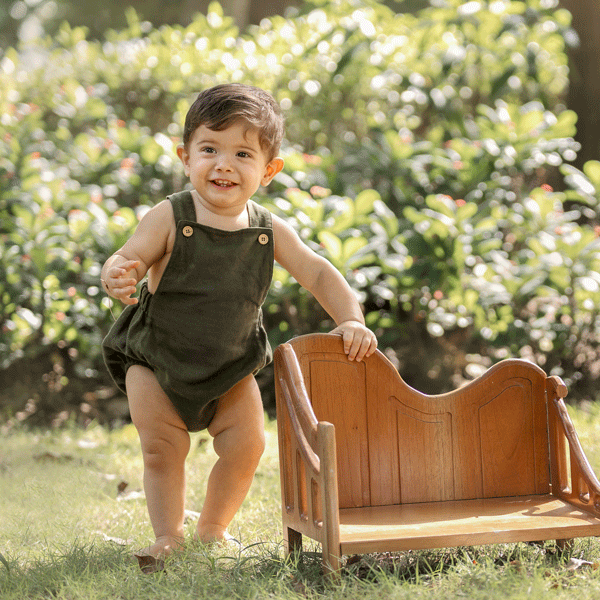 sesion en exterior con bebe nino en primer cumpleanos